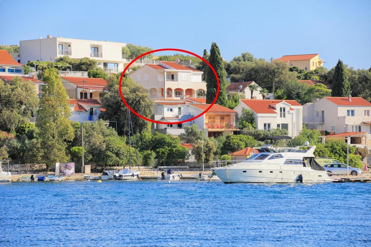 Apartments By The Sea Seget Vranjica, Trogir - 13771 Eksteriør bilde