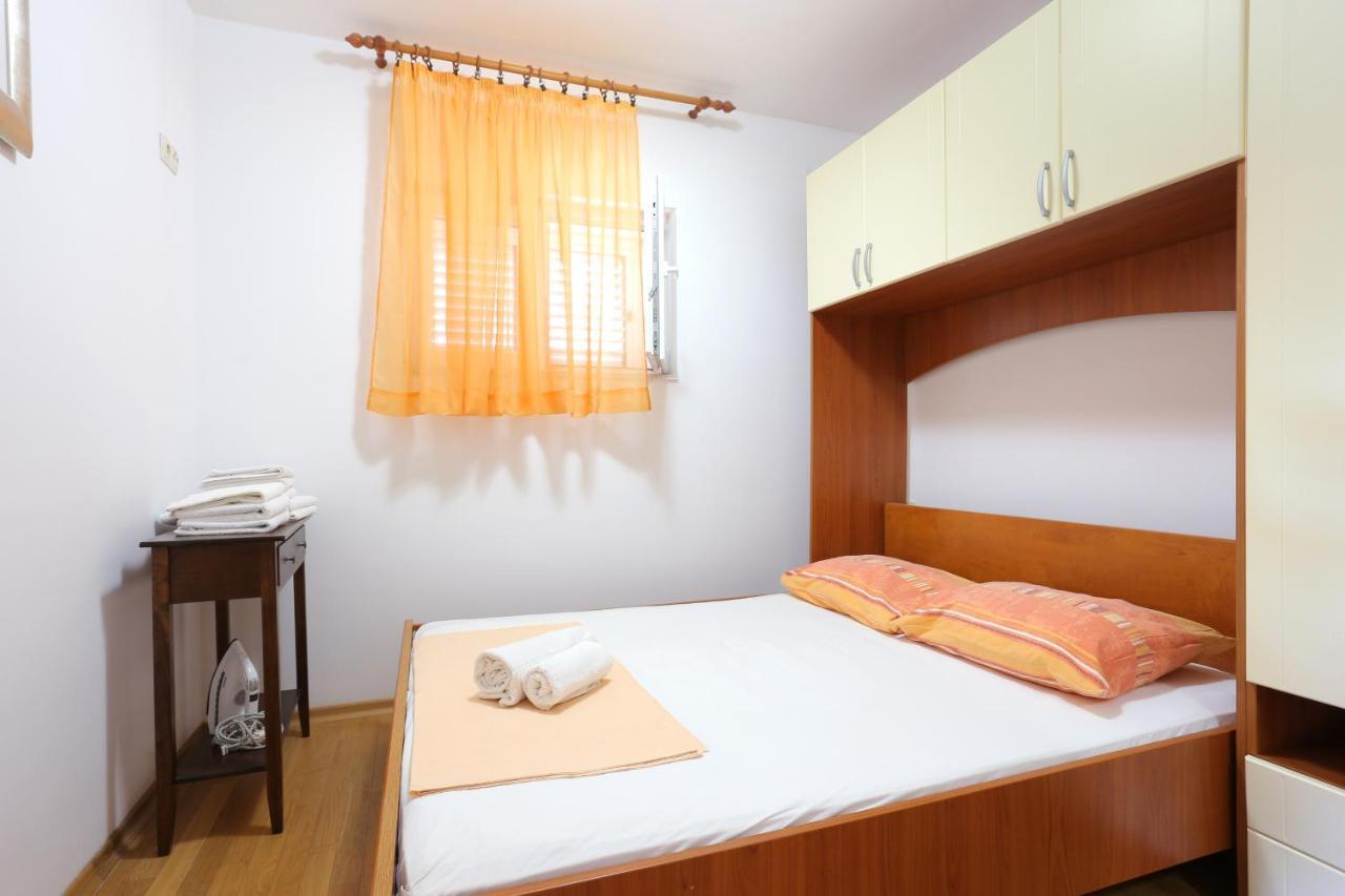 Apartments By The Sea Seget Vranjica, Trogir - 13771 Eksteriør bilde