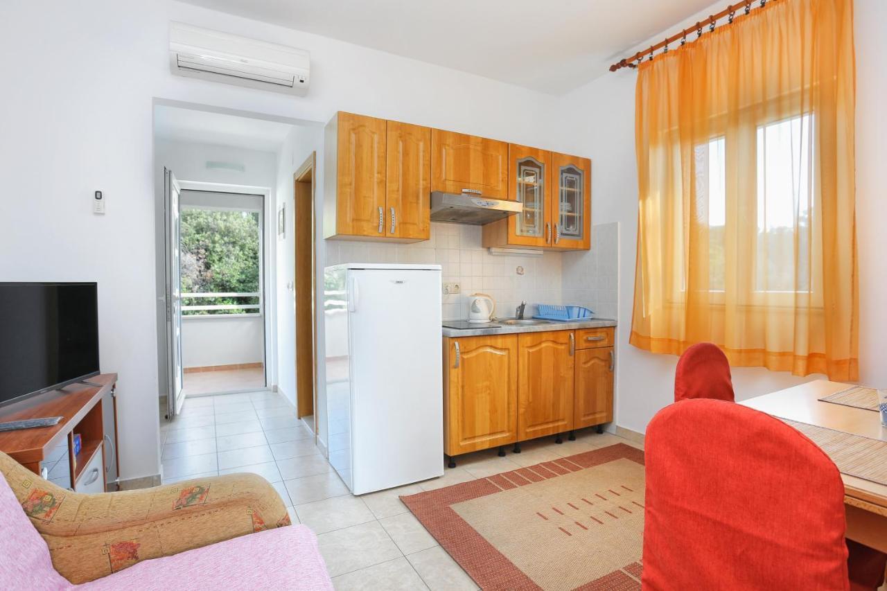 Apartments By The Sea Seget Vranjica, Trogir - 13771 Eksteriør bilde